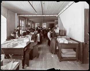 Women packaging candy at Maillard